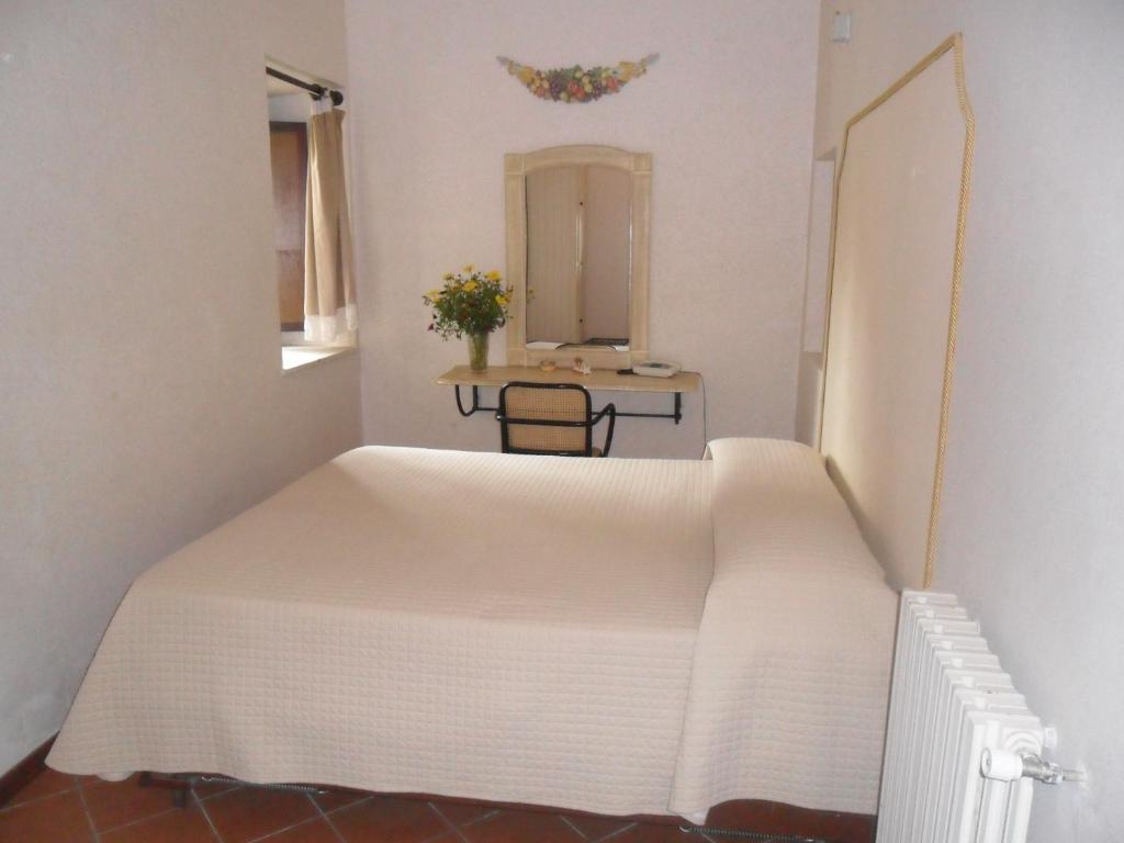 Eremo Hotel Casa Del Sorriso เอริเช ภายนอก รูปภาพ